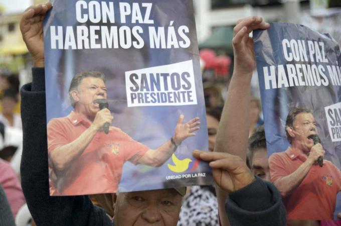 The division within the left is one example of the lack of an ethical political debate between the two presidential candidates, writes Gomez-Suarez [AFP/Getty Images]