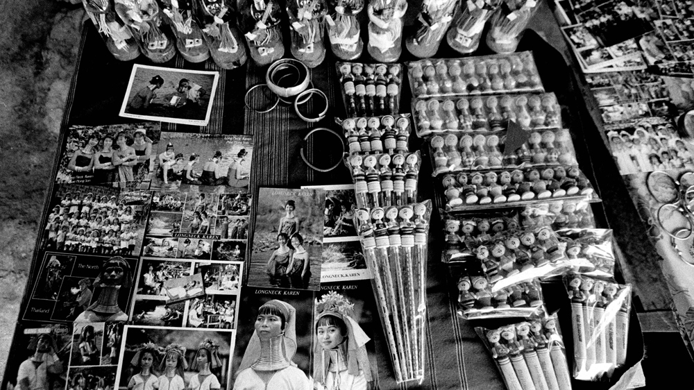 A souvenir stall and a culture for sale. Kayan souvenirs on sale to Thai and European tourists in Nai Soi, Mae Hong Son [Jack Picone] 