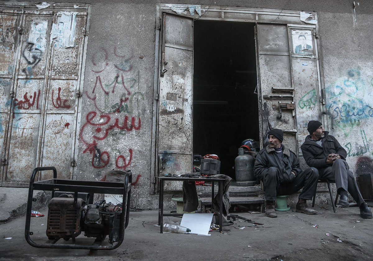 Gaza electricity crisis - Ezz Zanoun - don''t use [Ezz Zanoun/Al Jazeera]