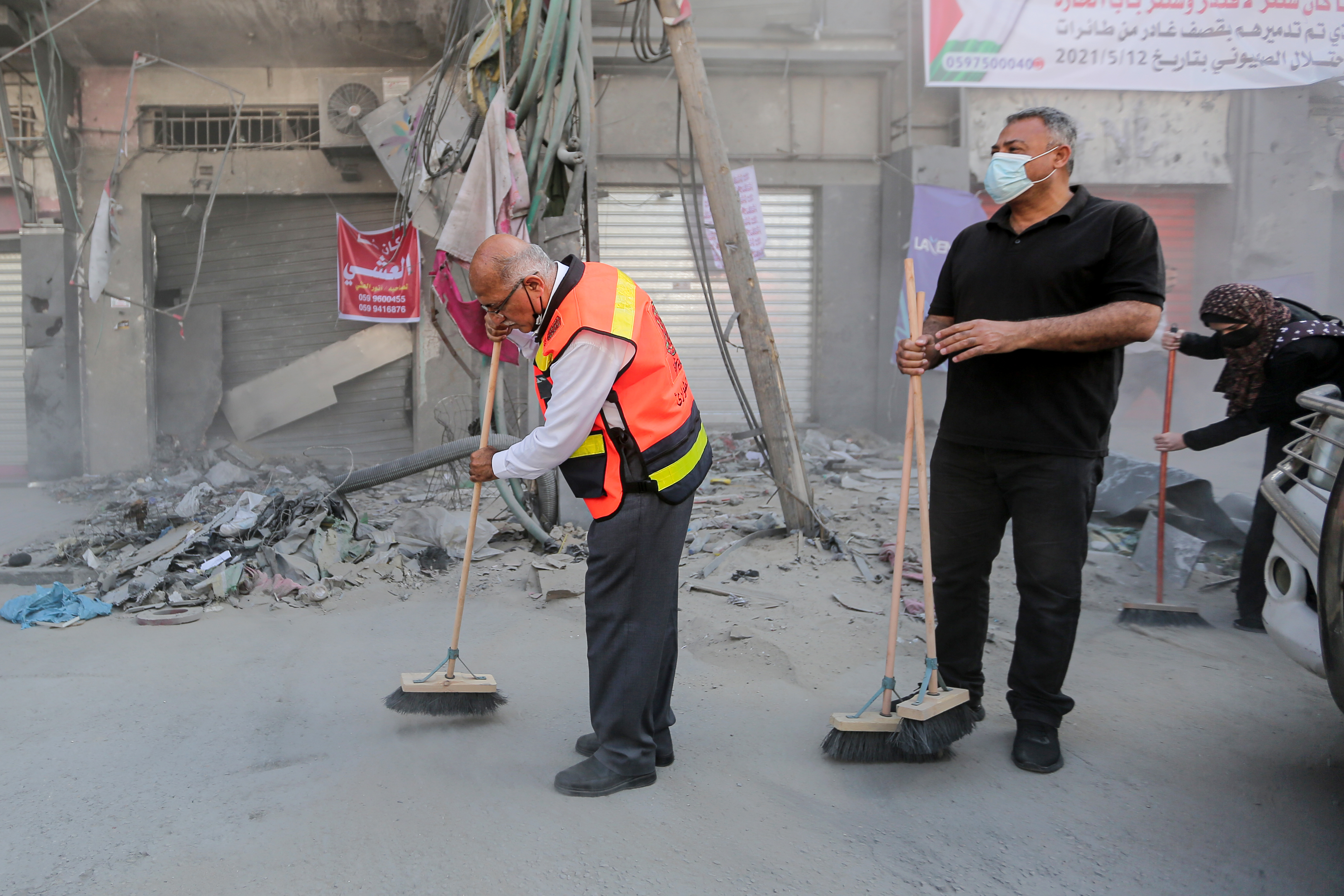 The We Will Rebuild It campaign was largely attended by young men and women, and included families, organisations, and youth initiatives. [Hosam Salem/Al Jazeera]