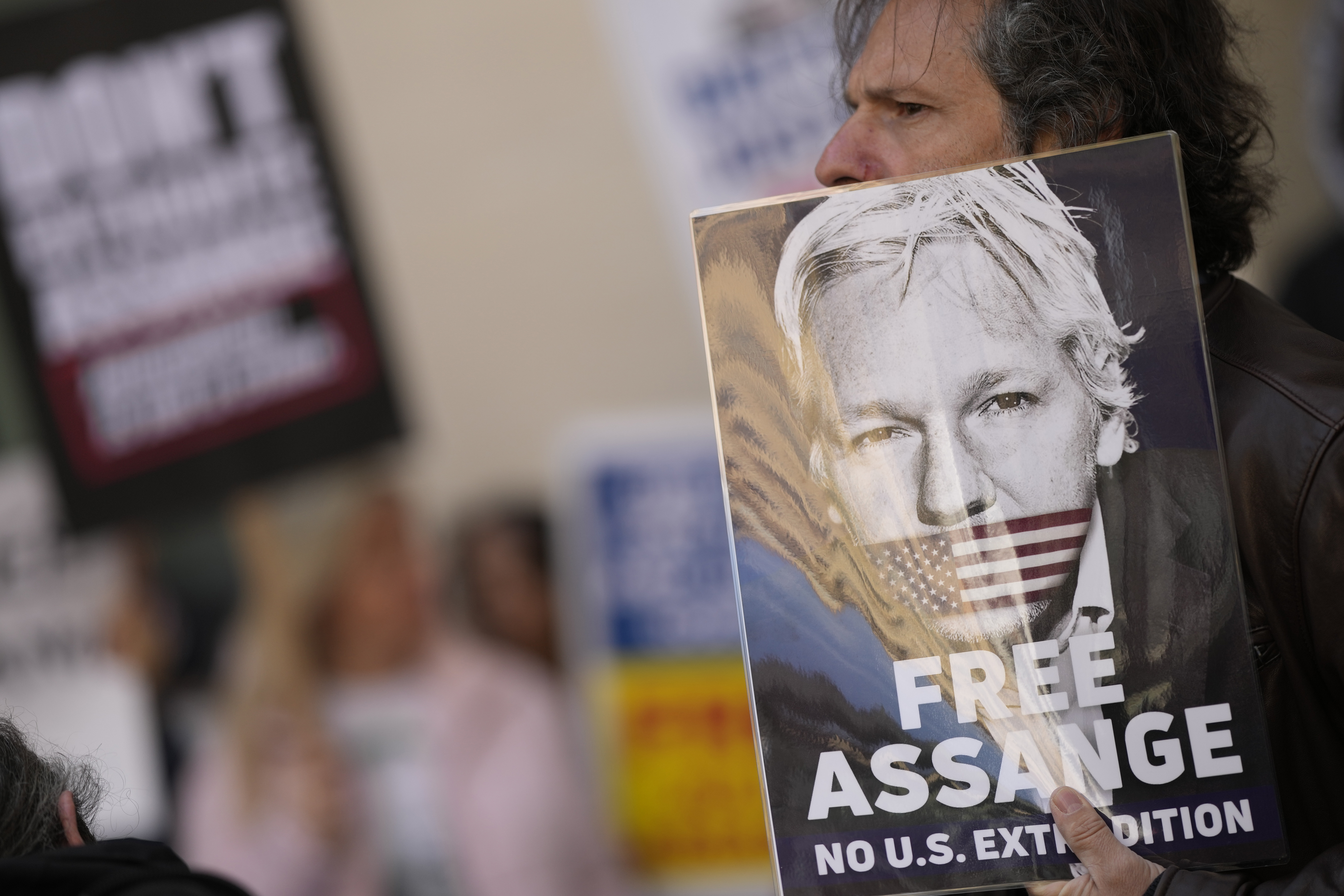 Julian Assange