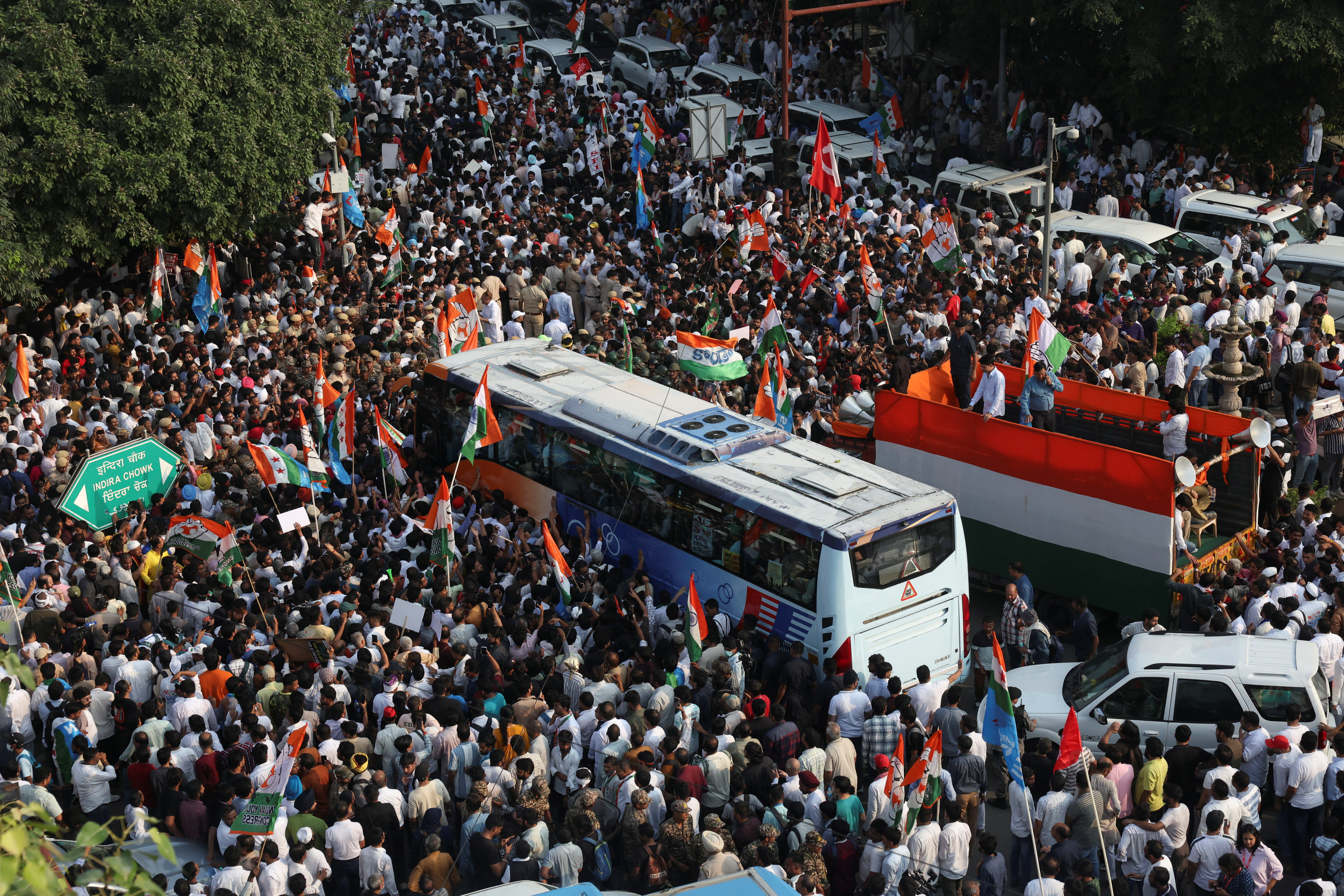 Photos: India's opposition parties march to the Supreme Court
